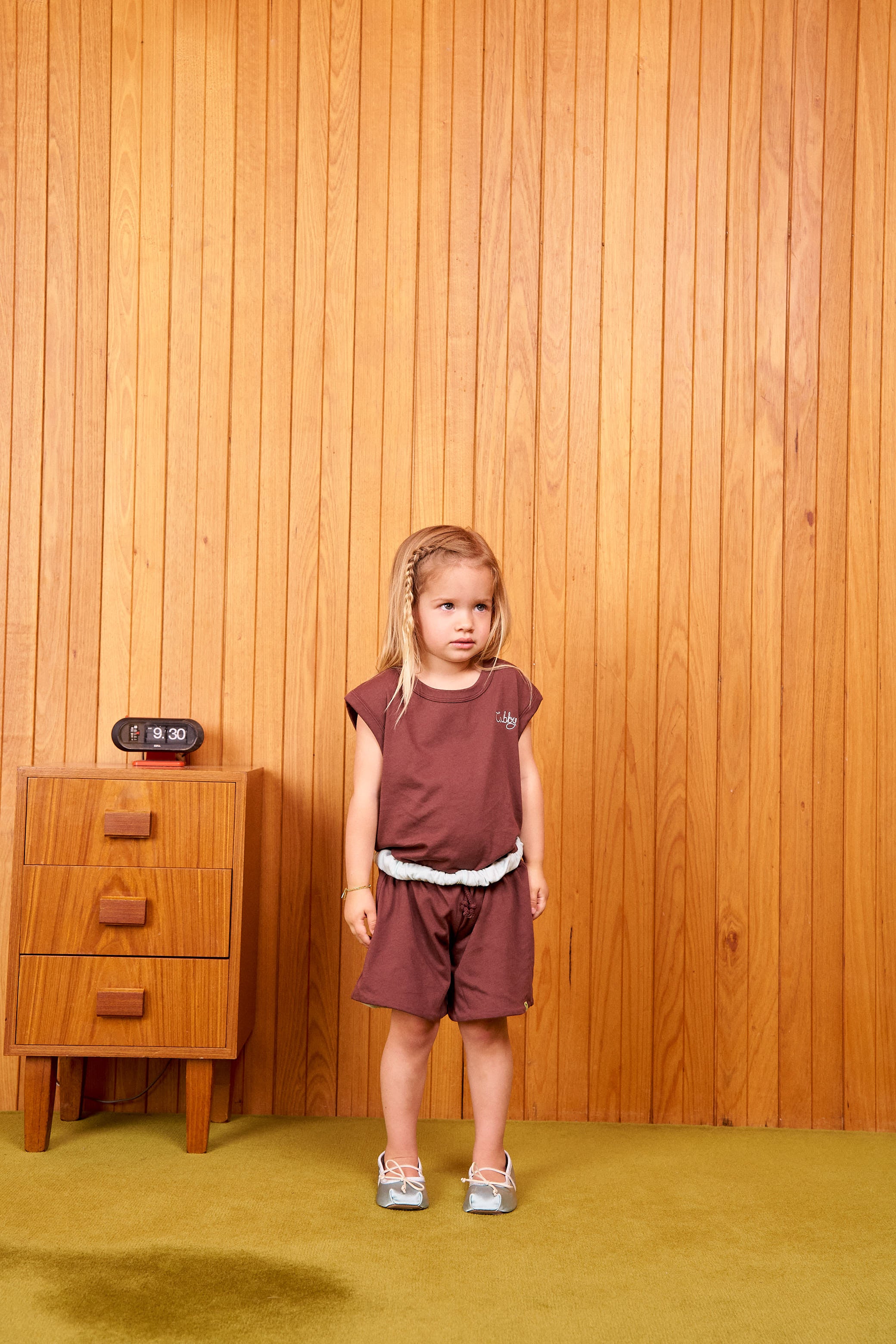 Reverse Play Short | Choccy