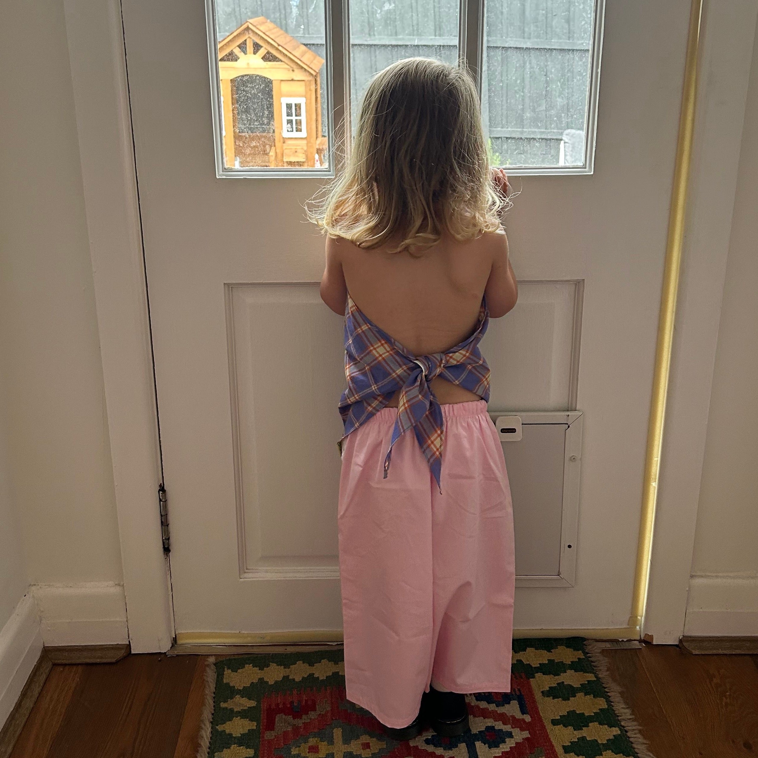 Lily wearing Havana Short in Musk. Age 3 • Wearing 2-3Y