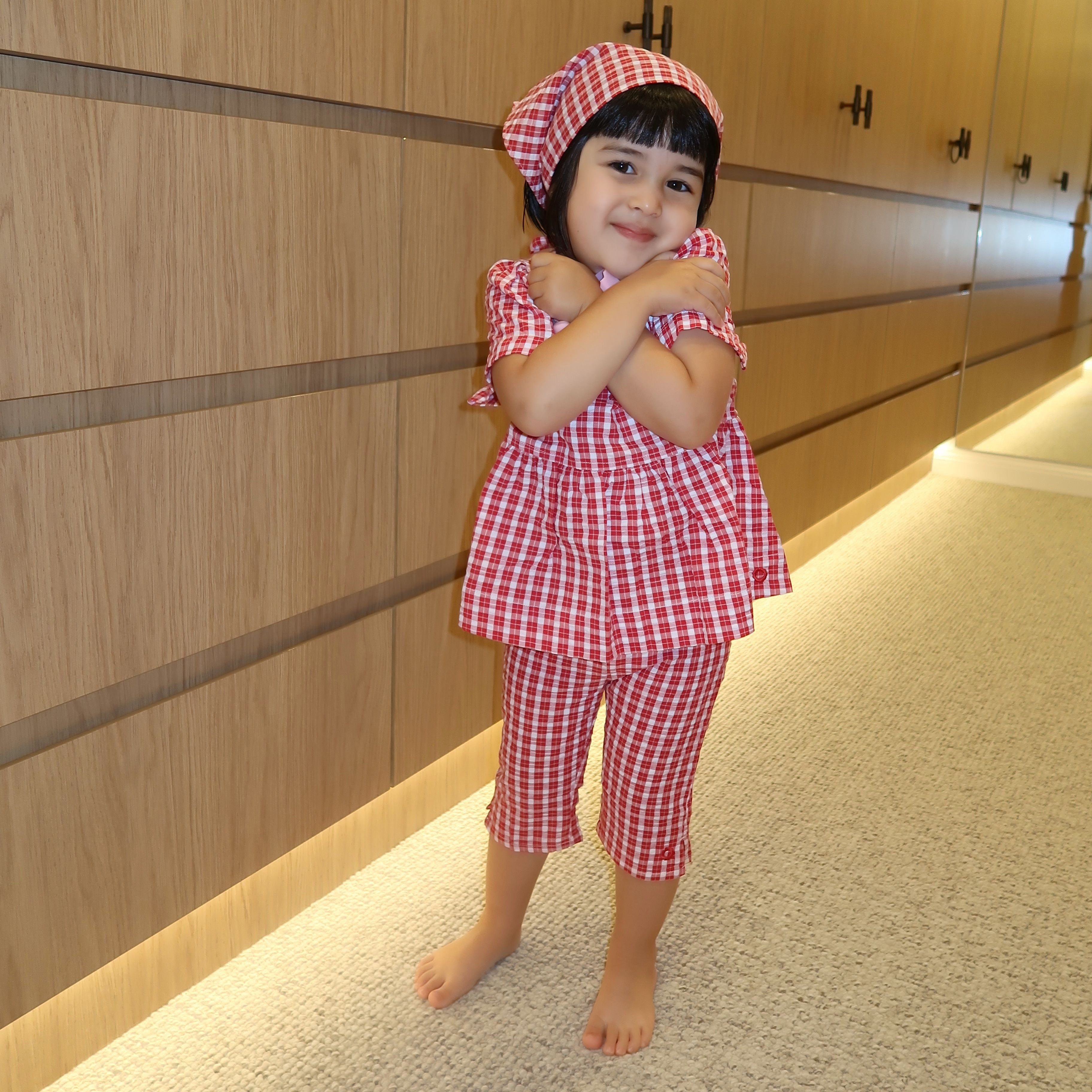 Linda_Harley_3y_2-3sz4.jpg